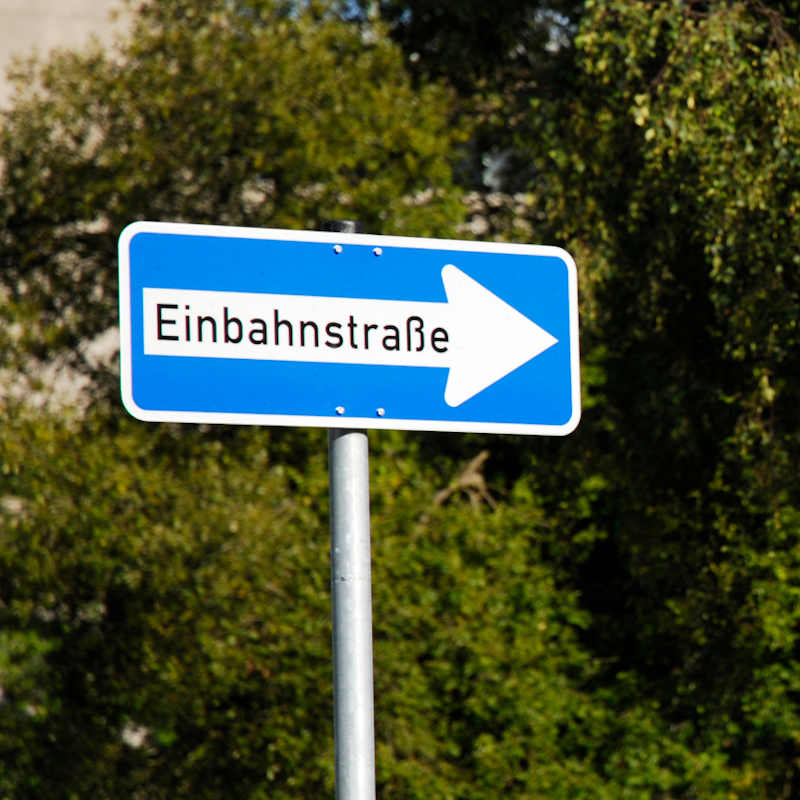 Rückwärts in der Einbahnstraße – erlaubt oder verboten?